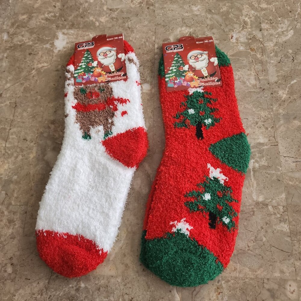 Women's Colorful Christmas Fluffy Socks (2pk)